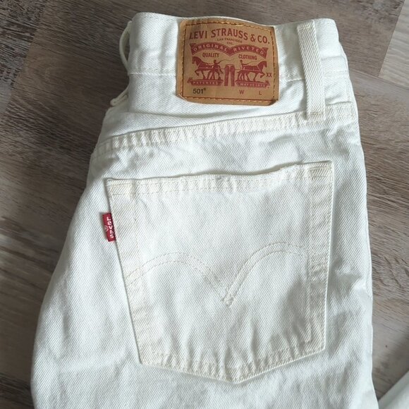 Levi's 501 Distressed High Rise Straight Leg Jeans - Picture 5 of 6